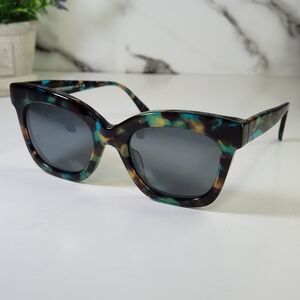 Bailey Nelson Gloria Hand Crafted. FRAME with Prescription Lenses. Only Frame